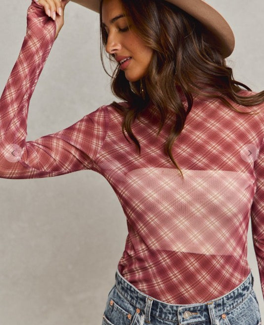 PLAID MESH TOP