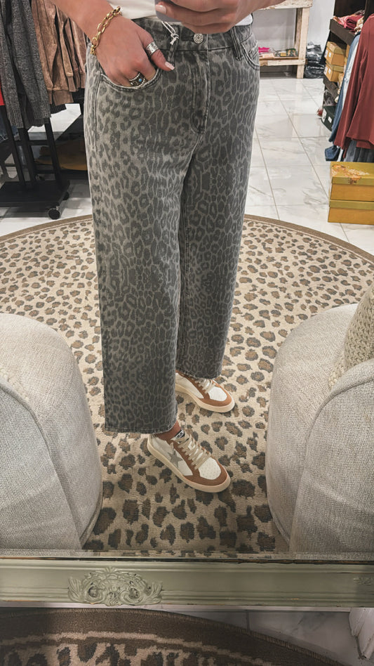 GREY LEOPARD HIGH RISE DENIM
