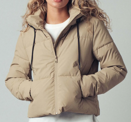HOODED PUFFER JACKET