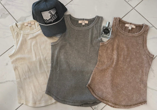 RAW EDGE SLEEVELESS TANK