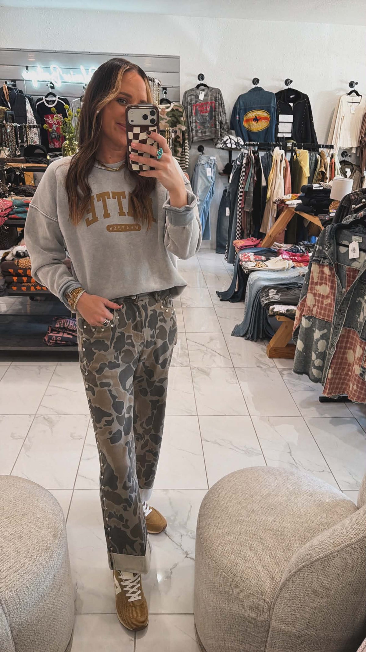 STUDDED STRAIGHT CAMO