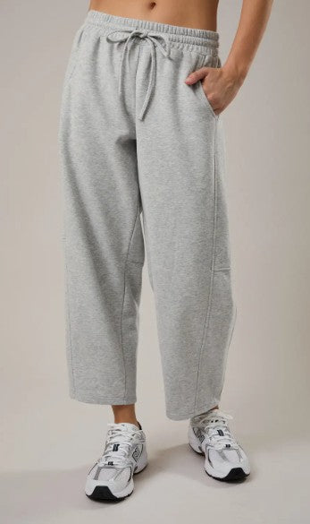 GREY BARREL SWEATPANTS
