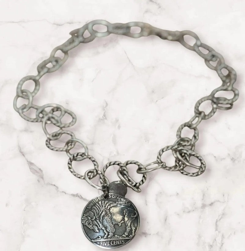 HIGHWAY LEGEND TRUCKER NECKLACE