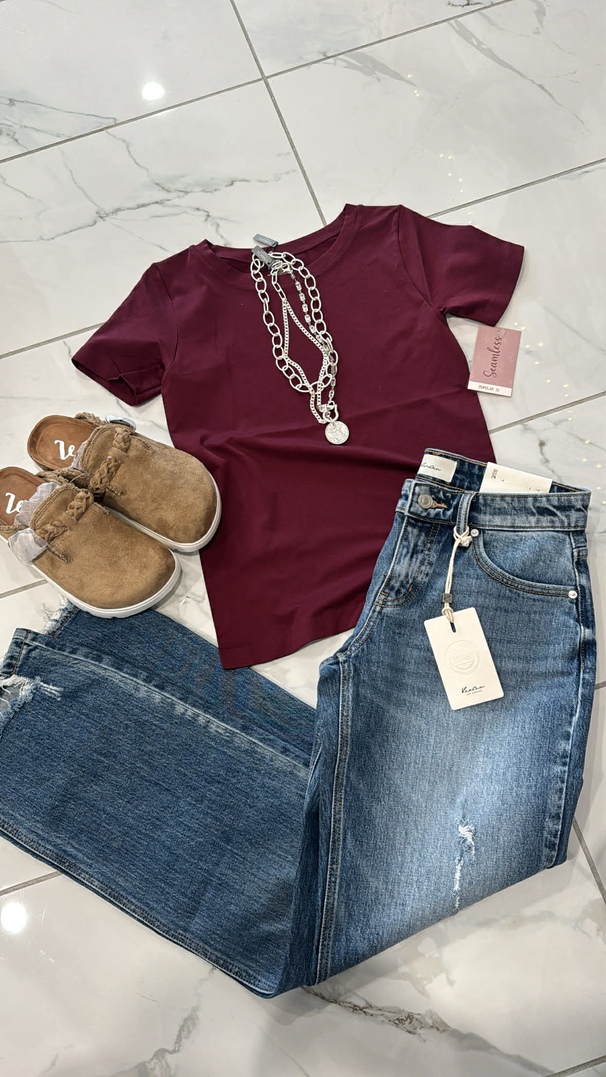WINE SHORT SLEEVE TOP