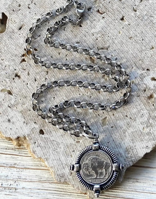 BUFFALO COIN NECKLACE