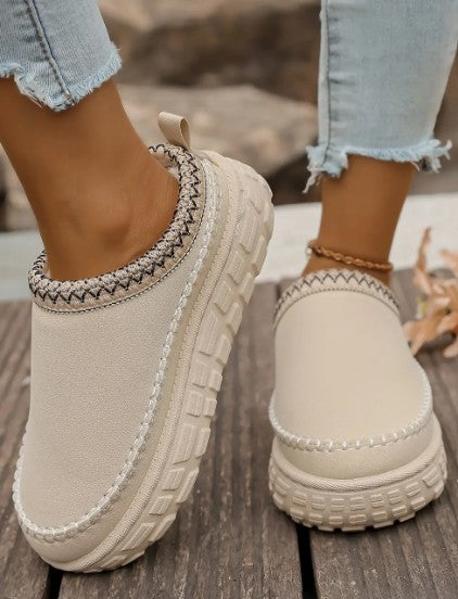 SUEDE PLUSH SLIPPERS