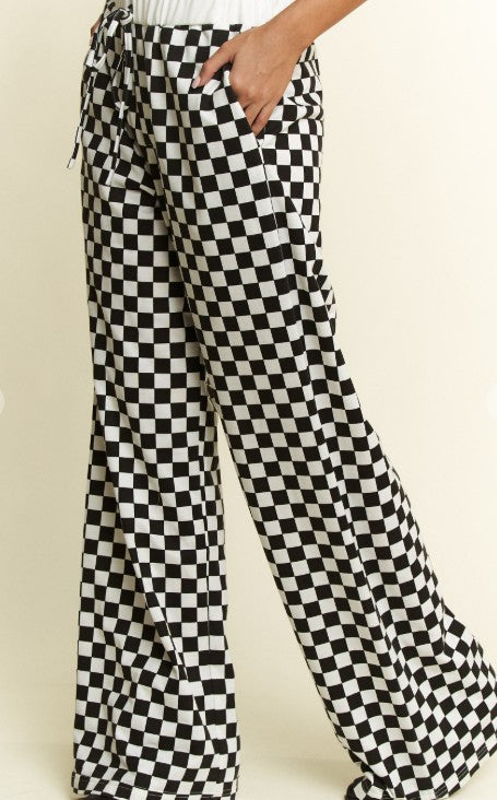 CHECKERED PANTS