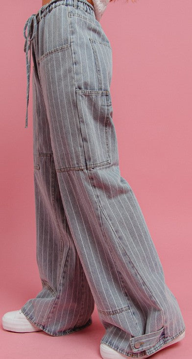 WASHED STRIPED DENIM