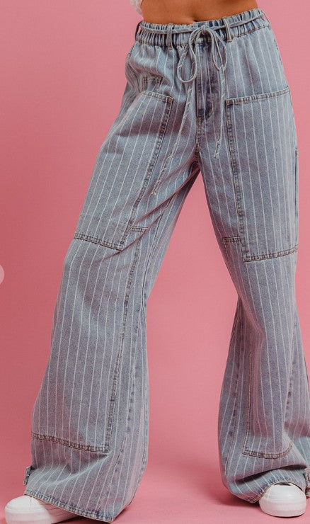 WASHED STRIPED DENIM